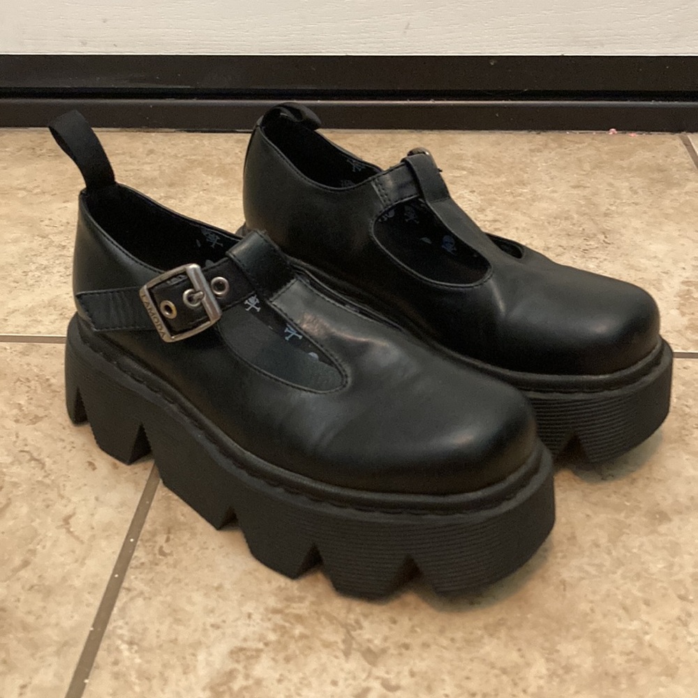 Dollskill platform shoes